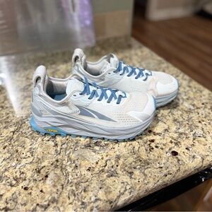 Altra Olympus5 - size 8